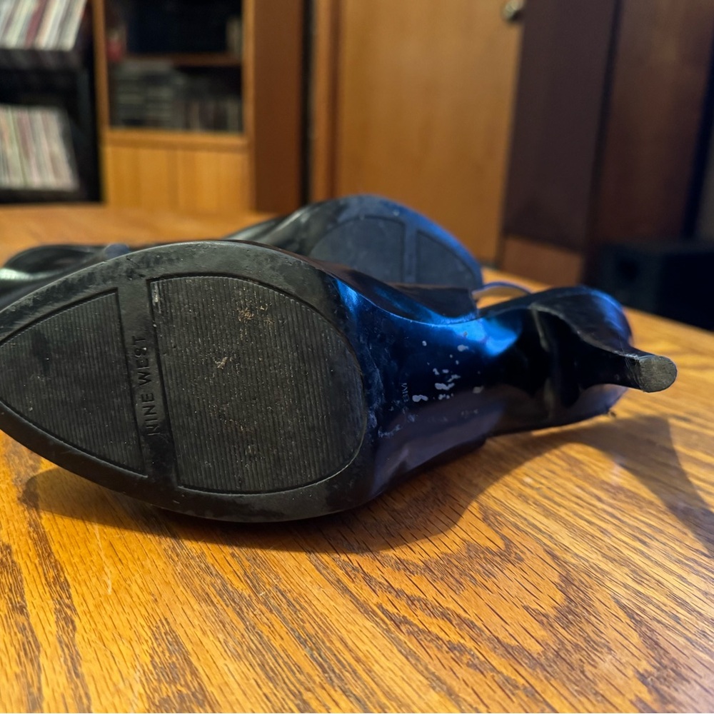 Nine West Black Leather Sling Back Heels - Picture 10 of 12
